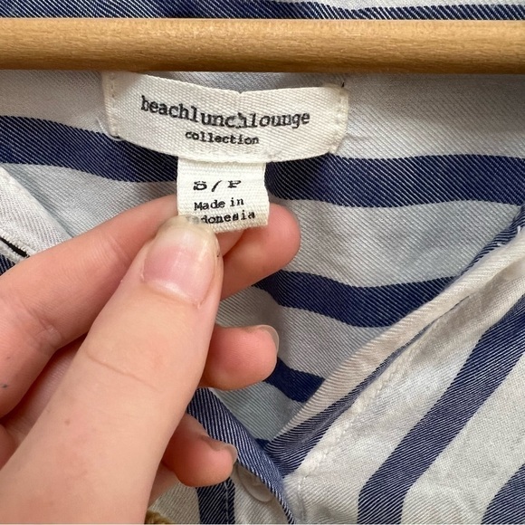 𝅺BEACH lunch lounge striped button down shirt - Picture 6 of 6